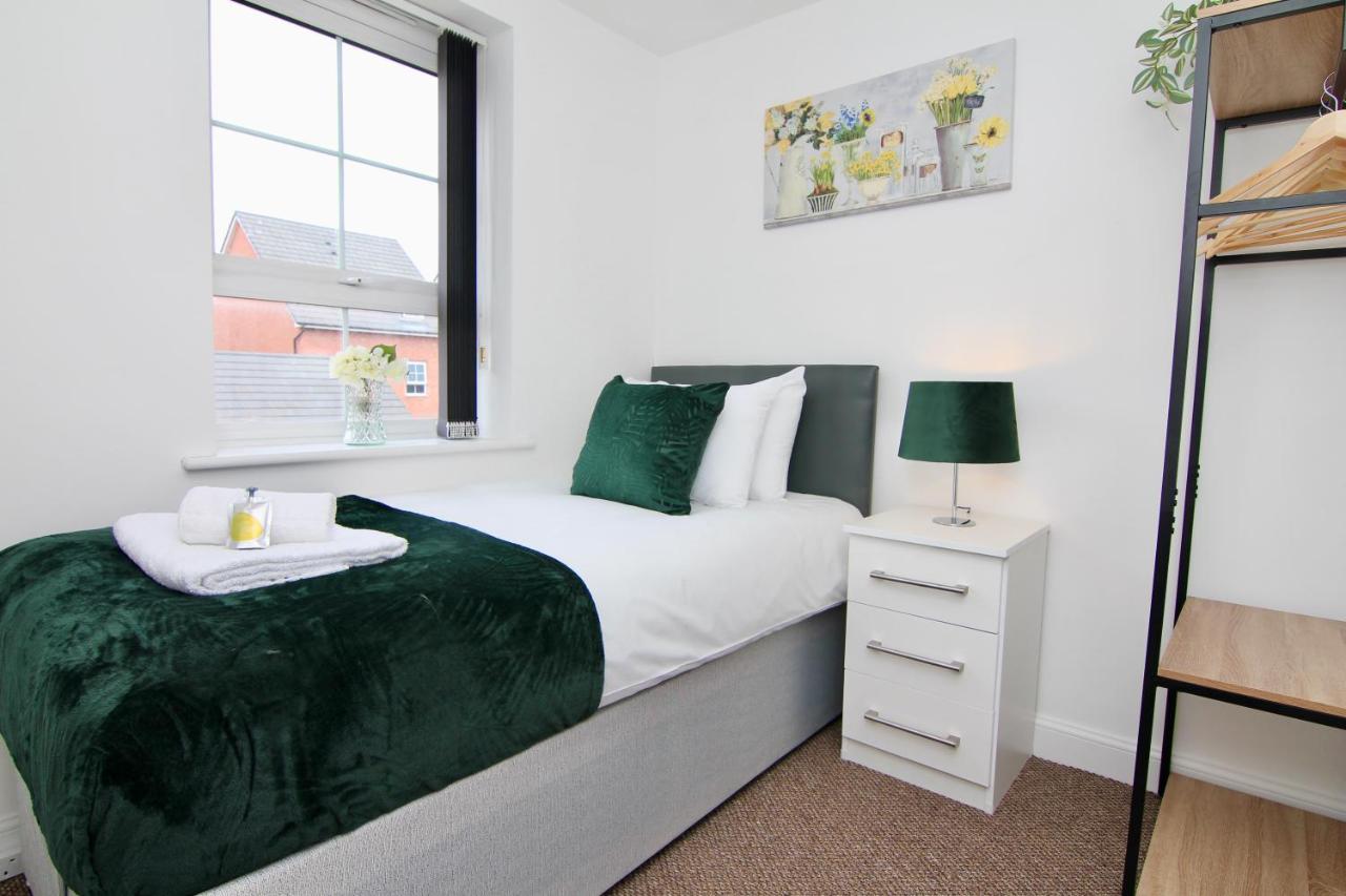 Canalview House - Fully Furnished Coventry City Centre Home Dış mekan fotoğraf